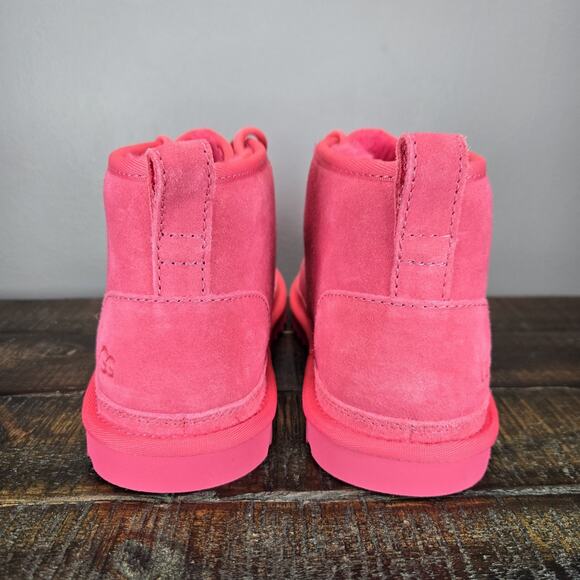 NEW UGG Neumel Womens Size 7 Fuzzy Warm Chukka Boots Shoes Slippers Pink - Picture 4 of 12